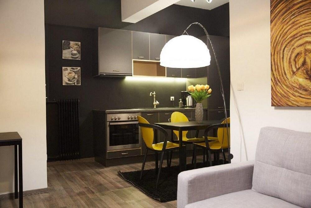 Kallimarmaro Cozy Apartment เอเธนส์ ภายนอก รูปภาพ