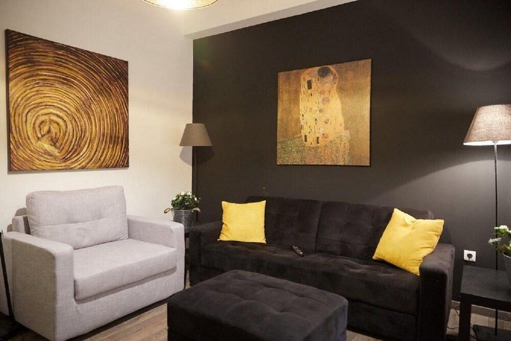 Kallimarmaro Cozy Apartment เอเธนส์ ภายนอก รูปภาพ
