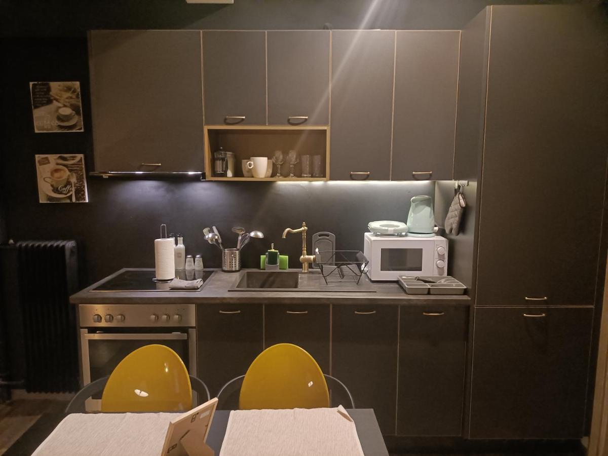 Kallimarmaro Cozy Apartment เอเธนส์ ภายนอก รูปภาพ