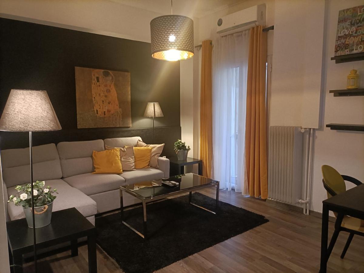 Kallimarmaro Cozy Apartment เอเธนส์ ภายนอก รูปภาพ