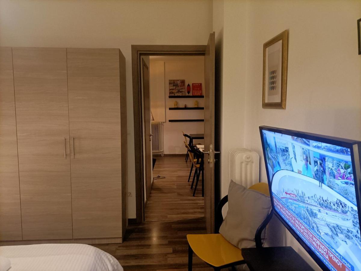 Kallimarmaro Cozy Apartment เอเธนส์ ภายนอก รูปภาพ