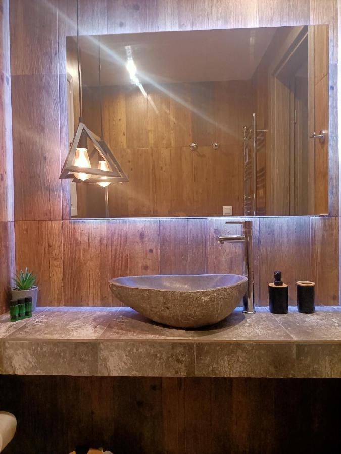 Kallimarmaro Cozy Apartment เอเธนส์ ภายนอก รูปภาพ